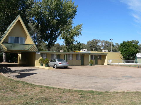 Millers Cottage Motel - Brisbane Tourism 2