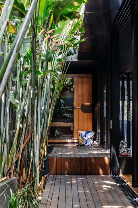 Modern 3BR Retreat With Sauna - The Loft - Brisbane Tourism 2