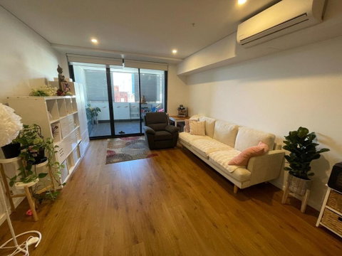 Modern Apartment Near Airport - Brisbane Tourism 0