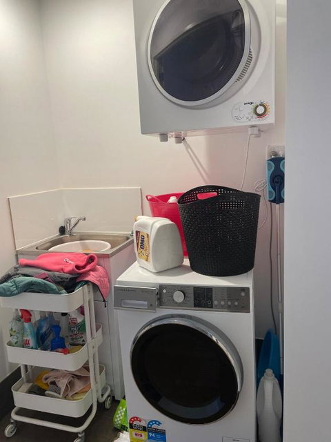 Modern Apartment Near Airport - Brisbane Tourism 2