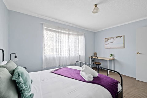 Modern Private Double Room - Central Spot At Liverpool - Shared Bathroom - Tourism Brisbane 1