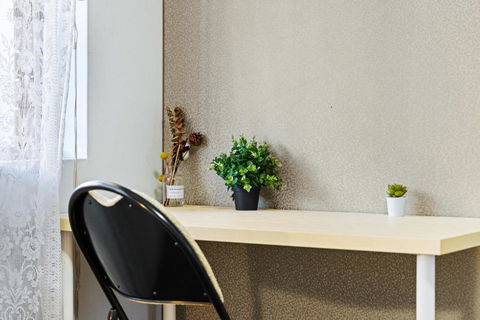 Modern Private Single Room - Centrally Located At Liverpool - Shared Bathroom - Tourism Brisbane 2