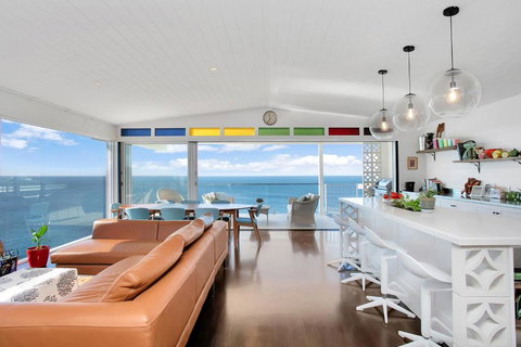 Monash Beach House - Oceanfront - Tourism Brisbane 2