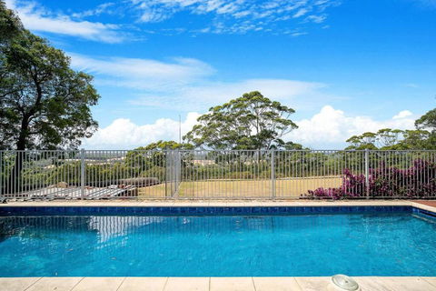 Moondyne Estate Exclusive & Pet Friendly Hilltop Retreat - Tourism Brisbane 0