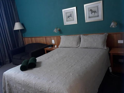 Moe Motor Inn - Contactless 24 Hour Checkinn Available - Tourism Brisbane 1