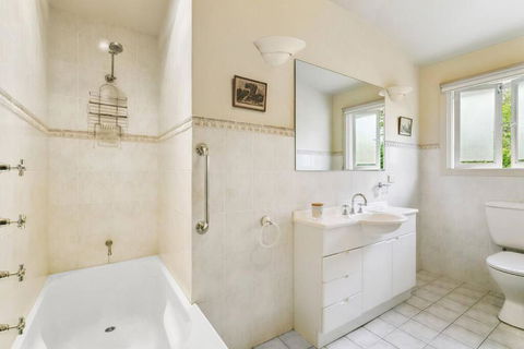 MUS14 - 2 Bedroom Apartment - Muston Street, Mosman - Tourism Brisbane 1