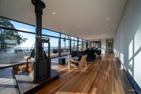 Mountain Top Snug, House Itas - Brisbane Tourism 1