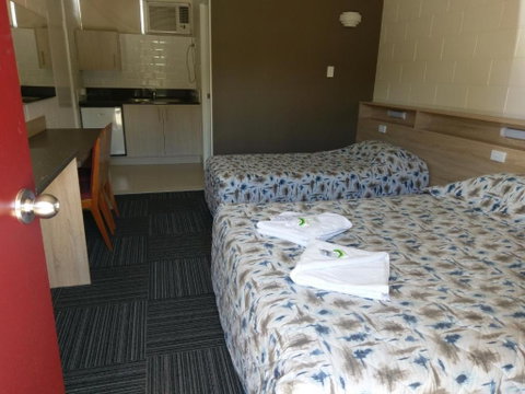 Motel Monaco - Brisbane Tourism 2