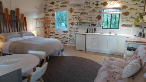 MrandMrs Fish Cabins - Tourism Brisbane 0