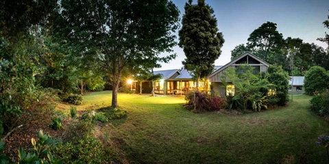 Mt Glorious Getaways - Brisbane Tourism 1