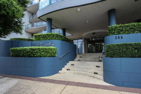 Nautilos On The Harbour - Tourism Brisbane 0
