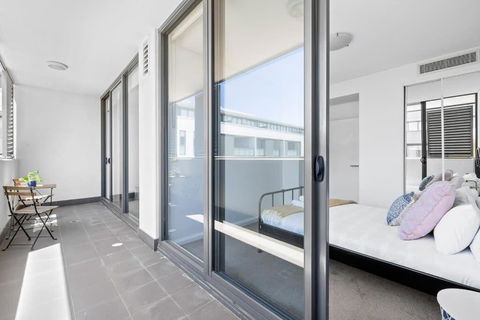 NEW 3BR Apt In Kingsgrove Sleeps 7 - Brisbane 4u 1