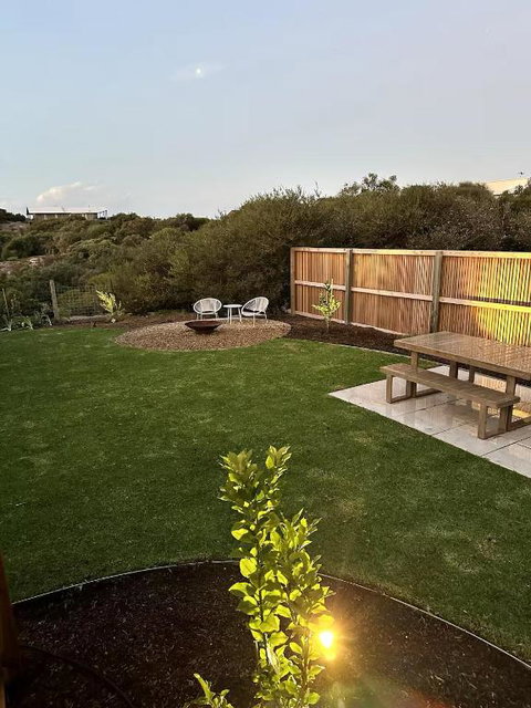NEW Magpie Sands - 3 Bedroom Home - Downstairs Only, 1 Min Walk To Aldinga Beach - Tourism Brisbane 0