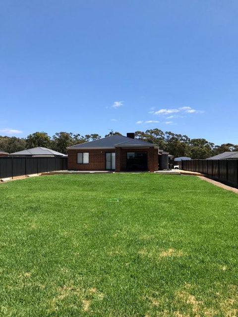 New Modern And Spacious In A Quiet Location Only 12 Min From The City - Tourism Brisbane 2