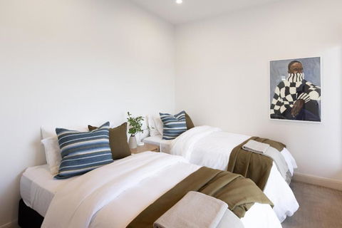 NEW Pleasant View Stays TORQUAY - Tourism Brisbane 2