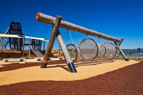 NEW Sailors Cove Pet Friendly - Tourism Brisbane 3