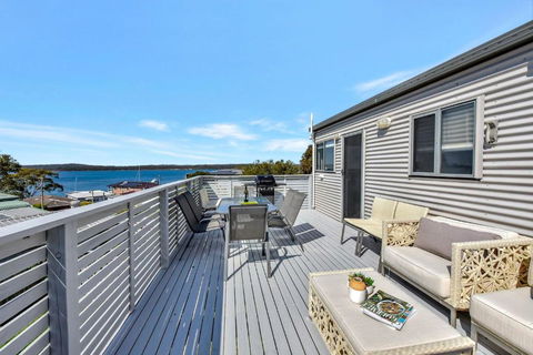 New Property Seabreeze Bungalow - Lakeview Sunset Delight At Sunshine On Lake Macquarie - Tourism Brisbane 1