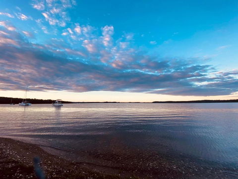 New Property Seabreeze Bungalow - Lakeview Sunset Delight At Sunshine On Lake Macquarie - Tourism Brisbane 0