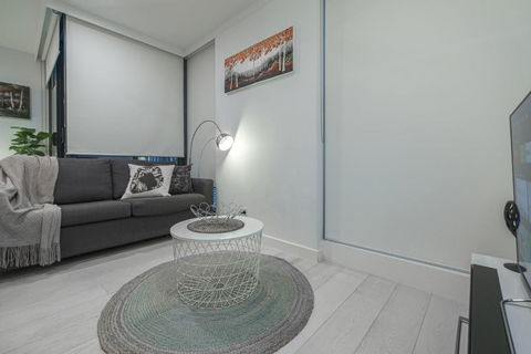 Next To Royal Hospital And Mel Uni 1br - Tourism Brisbane 3