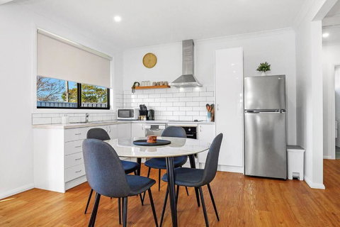 Nth Central 3BR - Split Systems Throughout & Wifi - Tourism Brisbane 2