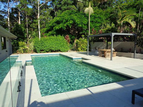 Noosa Buoys - Tourism Brisbane 0