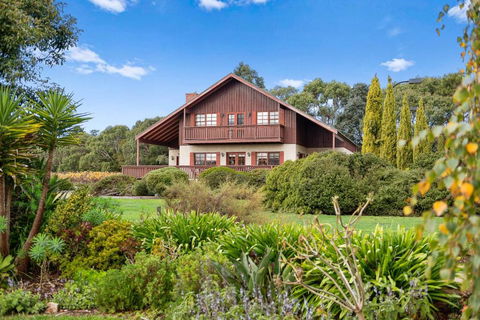 Northway Downs Estate Vineyard - Brisbane 4u 0