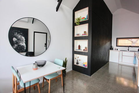 Nowra Studio Barn - Tourism Brisbane 1