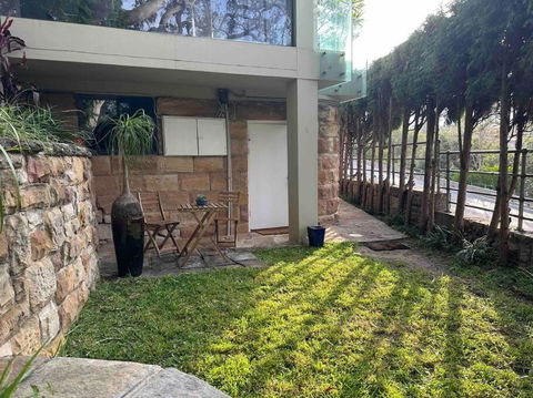 NY Special Granny Flat In Mosman - Brisbane 4u 2