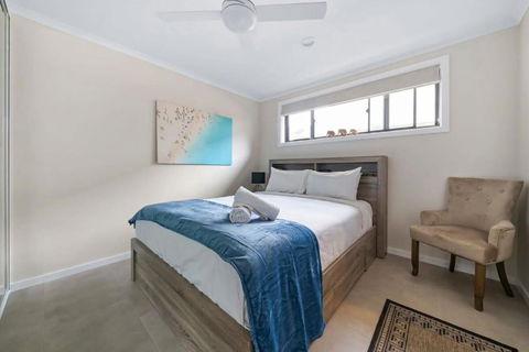 Oak Retreat Bliss By The Beach - Brisbane 4u 3