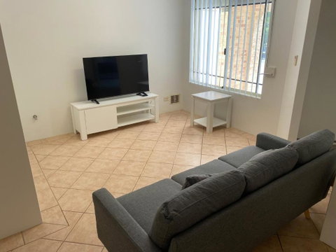 Ocean Keys Family Accommodation - Tourism Brisbane 1