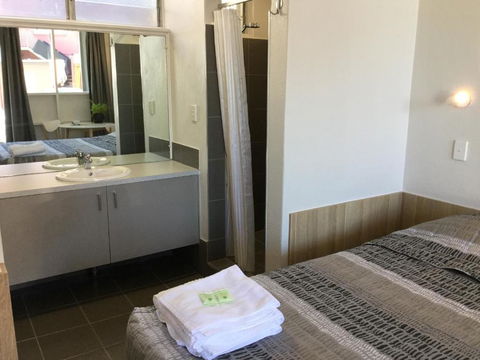 Northside Hotel Albury - Tourism Brisbane 2