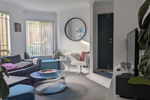 Ocean Villa - Tourism Brisbane 0