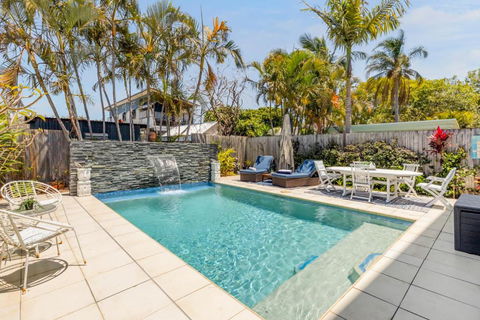 On Esplanade Own Flat & Pool, Manly Cafe Precinct - Brisbane Tourism 0