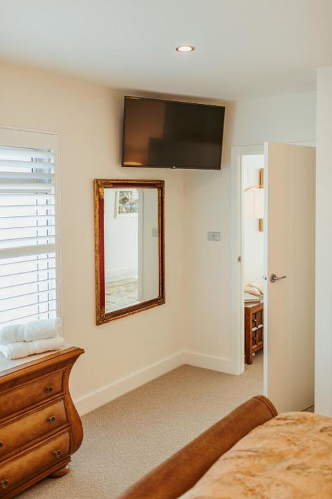 ONE Luxury Apartment - Brisbane Tourism 3
