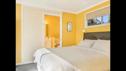 Orange Blossom- Comboyne Mountain Cottages - Tourism Brisbane 3