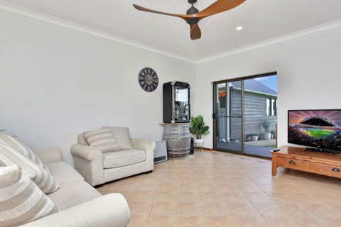 Overflow Downs-Riverside Acreage - Tourism Brisbane 3
