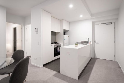 Panoramic Views 2br With Pool And Free Carpark - Brisbane Tourism 2