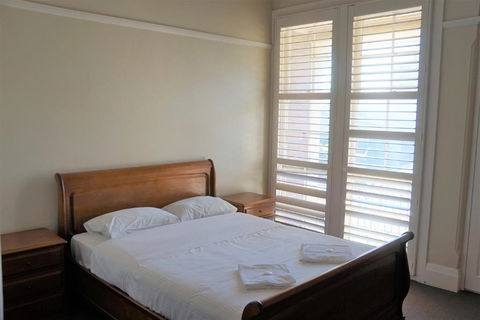 Palace Hotel Mortlake Sydney - Brisbane Tourism 1