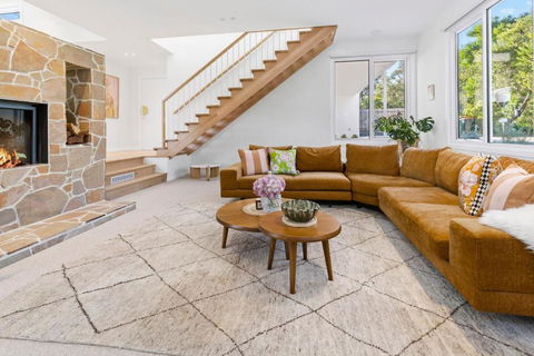 Palm Springs Hideaway - Tourism Brisbane 2