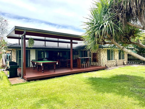 Pandanus Paradise. Newly Renovated 4 Bedroom Home - Tourism Brisbane 0