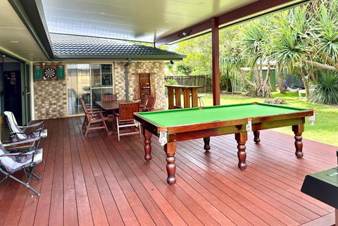 Pandanus Paradise. Newly Renovated 4 Bedroom Home - Tourism Brisbane 1