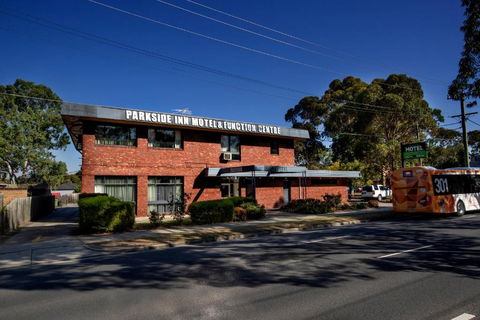 Parkside Inn Motel - Tourism Brisbane 0