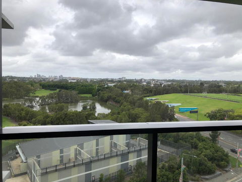 Parkview Modern Apartment W Parking @ Olympic Park - Tourism Brisbane 3