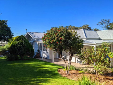 Perfect Location For Yarra Valley Dandenong Ranges - Brisbane Tourism 0