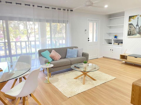 Pet Friendly Home In Albury - Tourism Brisbane 0