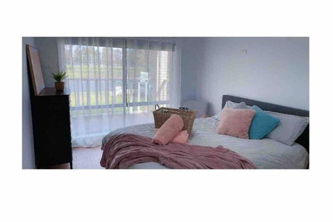 Pet Friendly Home In Albury - Tourism Brisbane 1