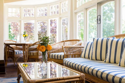 Petersons Armidale Winery And Guesthouse - Tourism Brisbane 1