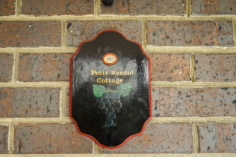 Petit Verdot Cottage - A Vineyard Retreat In Barossa Valley - Brisbane Tourism 2