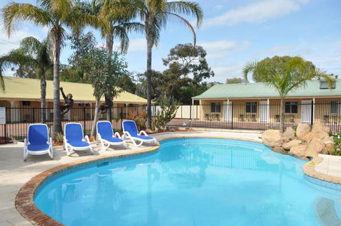 Pinjarra Resort - Tourism Brisbane 0