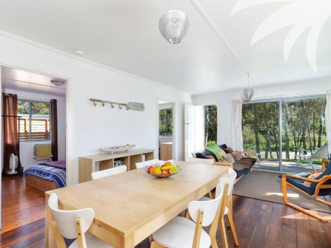 Pippis A Classic Beach House - Brisbane Tourism 1